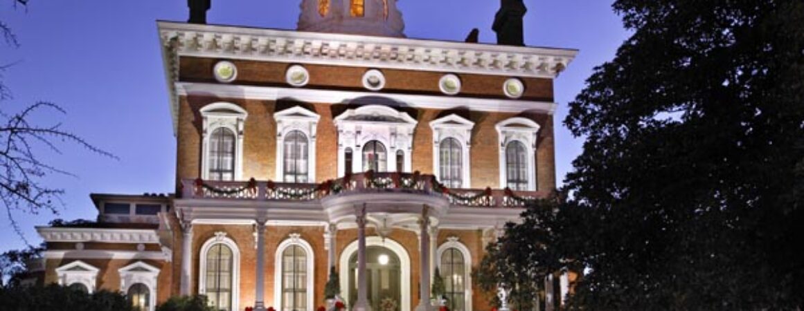 Hay House Candlelight Tours